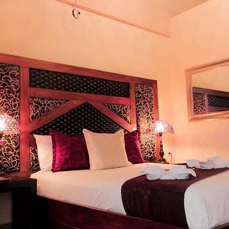 Hotel Plaza Garibaldi Caldas Buitenkant foto