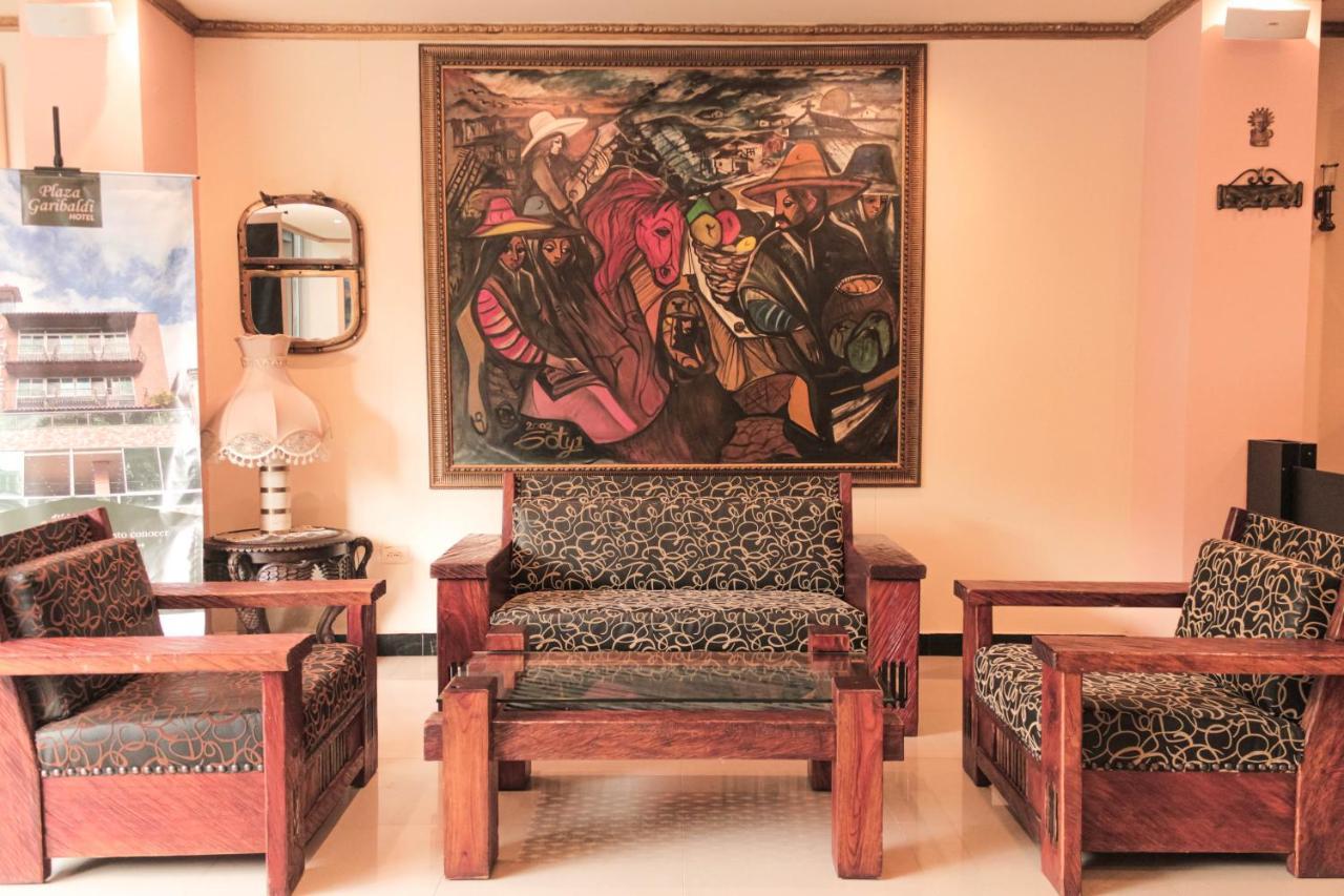 Hotel Plaza Garibaldi Caldas Buitenkant foto